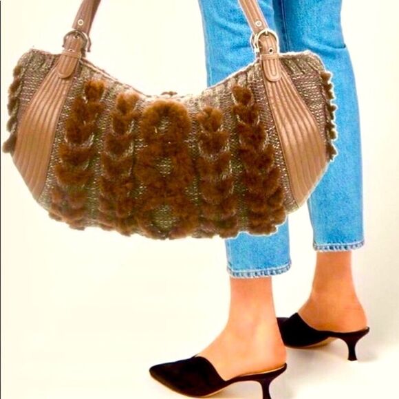 NEW SALVATORE FERRAGAMO BALENA MINK LEATHER HOBO HANDBAG - Picture 2 of 16